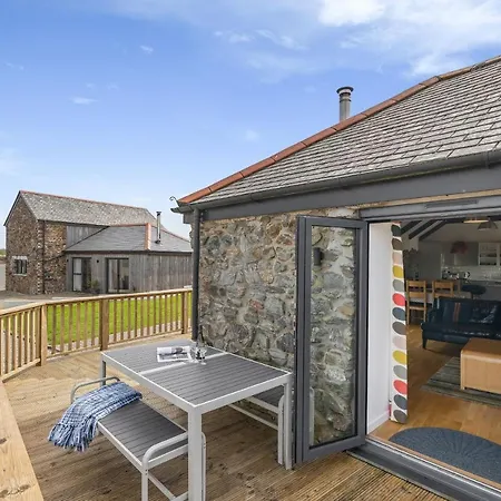 Holiday home Hunter's Barn